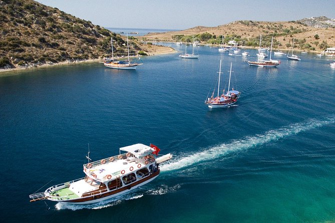 Daily Boat Trip in Bodrum with Lunch - Lunch on the boat: filling, not fine dining
