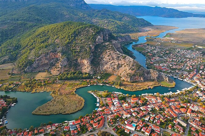 Dalyan Day Trip with Mud Bath and Turtle Beach From Fethiye - Getting muddy at Sultaniye