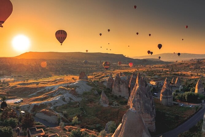 Day Trip to Cappadocia from/to Istanbul with FLIGHT+LUNCH - Paşabağı and its mushroom-shaped chimneys