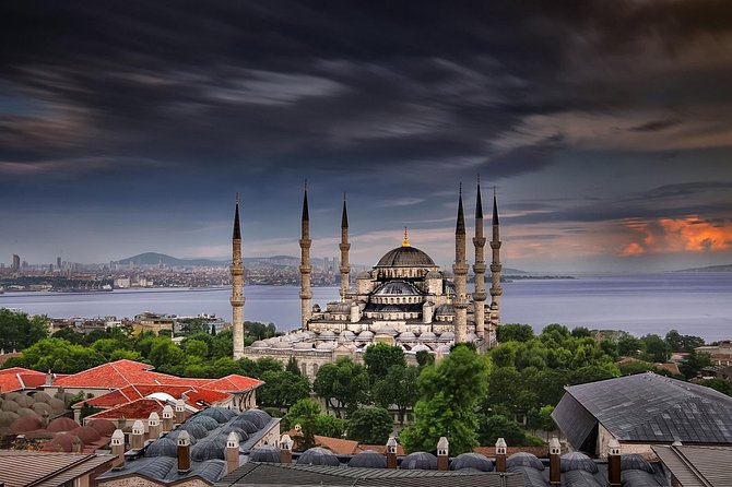 Discover Istanbul in Two Days - Day Two begins at the Spice Market
