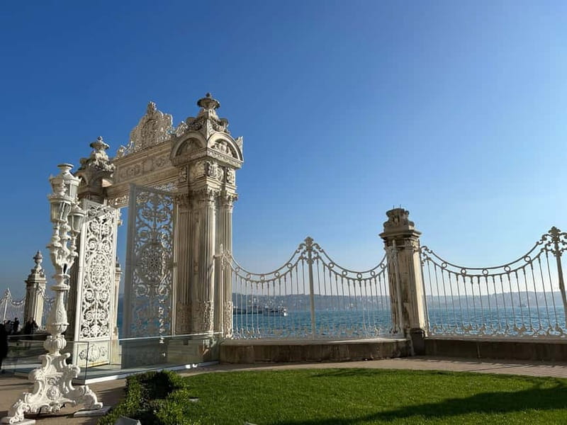 Dolmabahce Palace & Harem Fast-Track Entry with Audio Guide - Timing, walking, and the realistic visit length