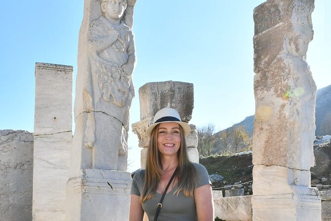 Ephesus Cruiser Private or Small Group Tour, TICKET and LUNCH Opt - Meryemana in 45 minutes: a quieter religious stop