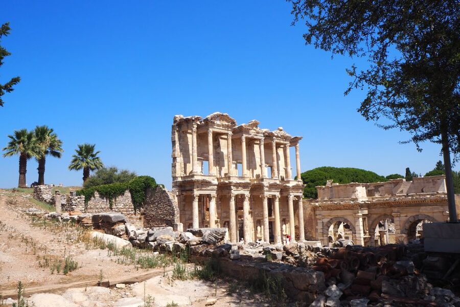 Ephesus: Customised Day Tour from Kusadası Port - The Terrace Houses and their surprisingly modern comforts