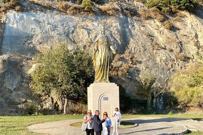 Ephesus Day Trip from Istanbul incl Domestic Flights - Lunch and the taste of rural Turkey