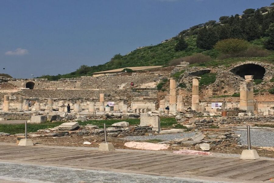 Ephesus: House of Virgin Marry & Artemis w Lunch & Ticket - Who should book this Ephesus tour?