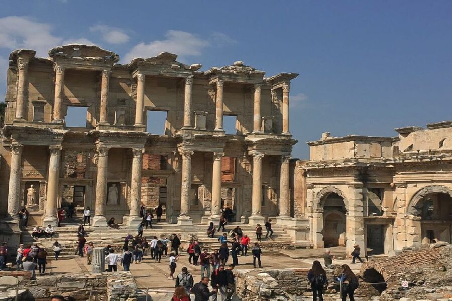 Ephesus: House of Virgin Marry & Artemis w Lunch & Ticket - Getting started from Kuşadası, Selçuk, or the port