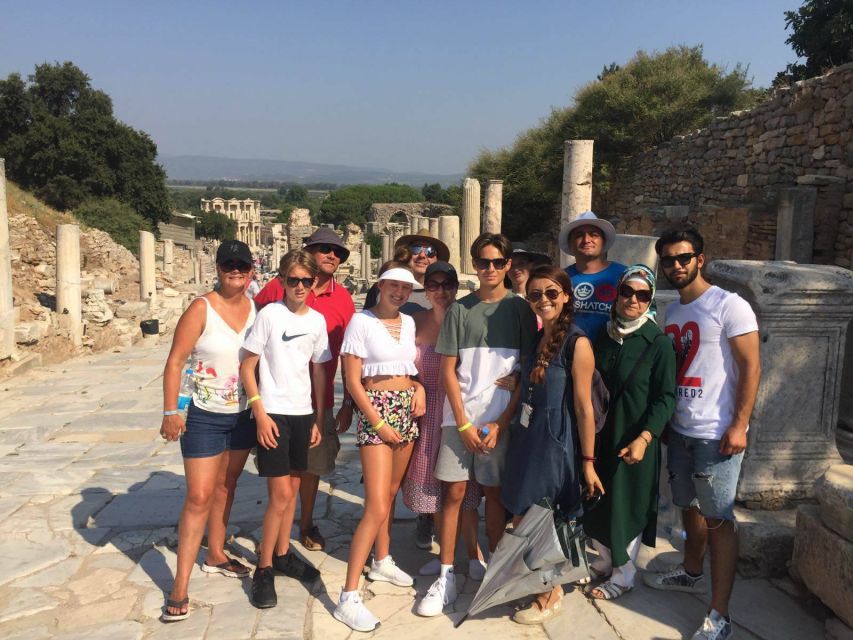 Ephesus: Mary's House Private & Group Tour with Ticket+Lunch - Comfort, group size, and languages