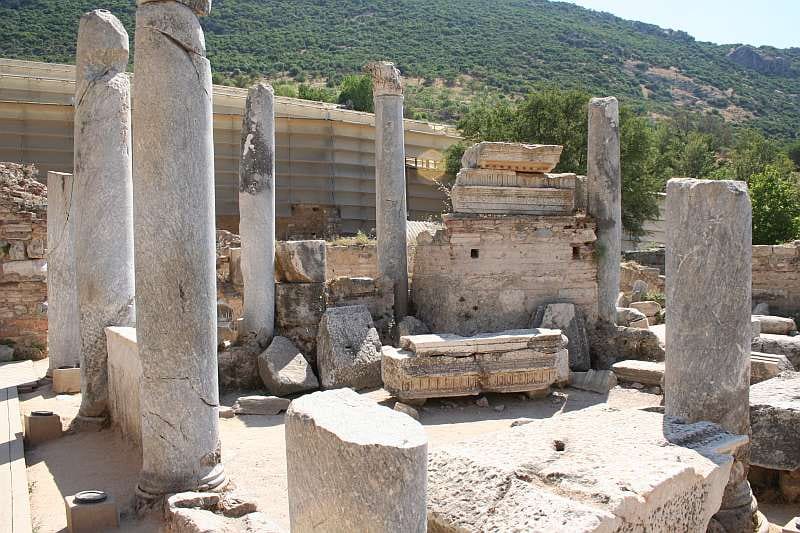 Ephesus: Small Group Tour for Cruise Passengers - Lunch and the Turkish carpet stop