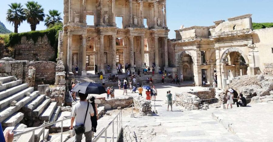 Ephesus TempleofArtemis&House of Mary Private Half Day Tour - Meeting your guide at Kusadasi Cruise Pier