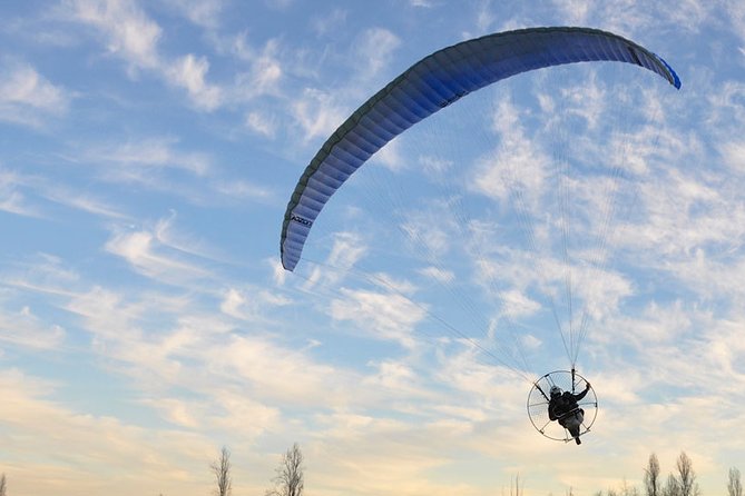 Experience Excitement With Paramator or paragliding. - Why the short duration can be a strength