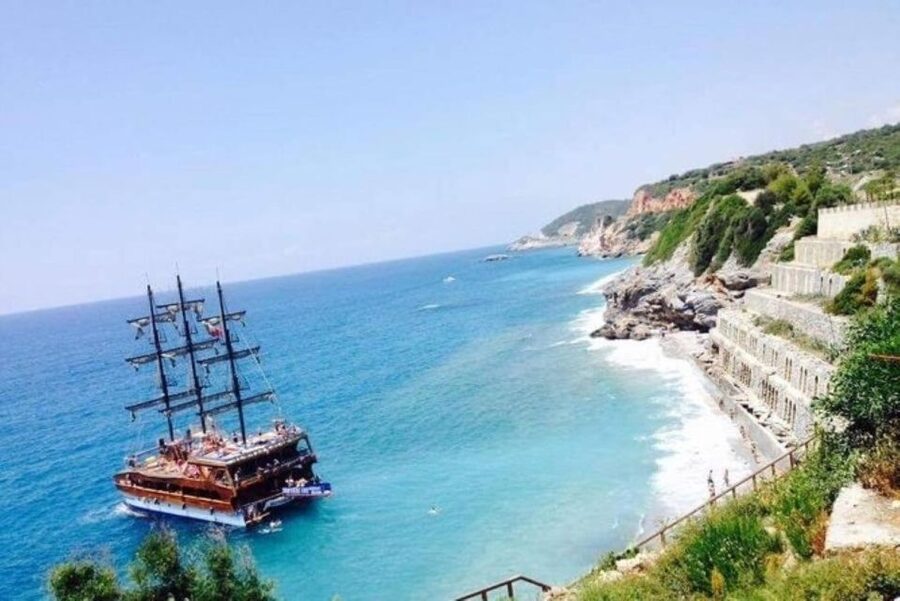 Explore Alanya's Beauty Catamaran Boat Tour - Pirate Cave and Open-Sea Dolphin Watching