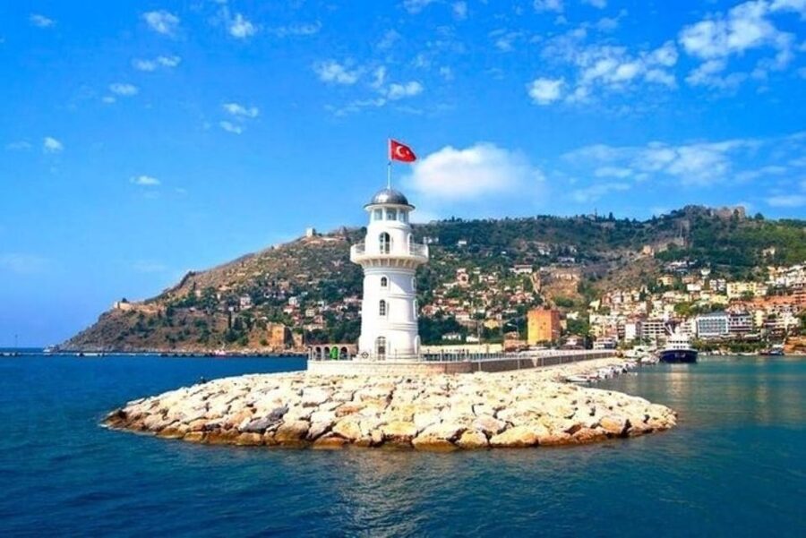 Explore Alanya's Beauty Catamaran Boat Tour - Guides, Languages, and Accessibility