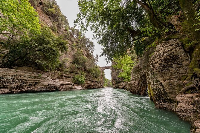 Family Rafting Trip at Köprülü Canyon Incl. Lunch from Antalya - Lunch beside the Köprüçay River