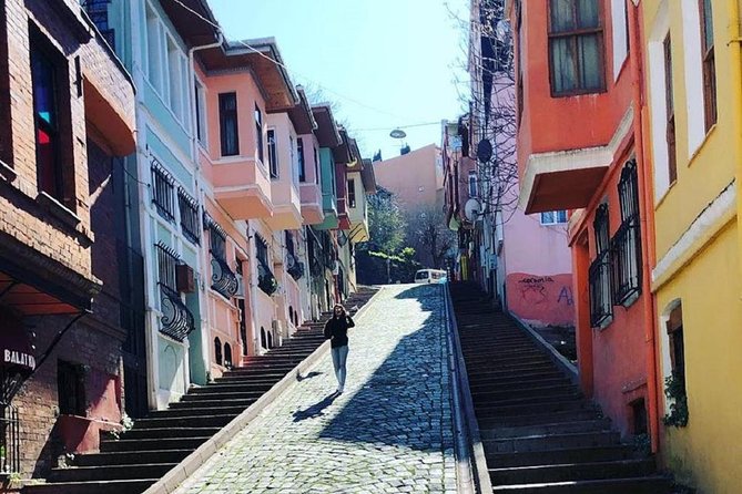 Fener and Balat - Old Greek & Jewish Quarter - Starting near Rüstem Paşa and reaching the old neighborhoods