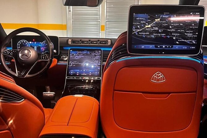 First Class Business Sedan Airport Transfer Services in Istanbul - Why a private transfer helps in Istanbul