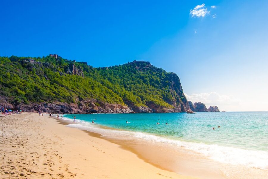 From Alanya: Boat Tour with Unlimited Soft Drinks and Lunch - A comfortable boat, with a few limits