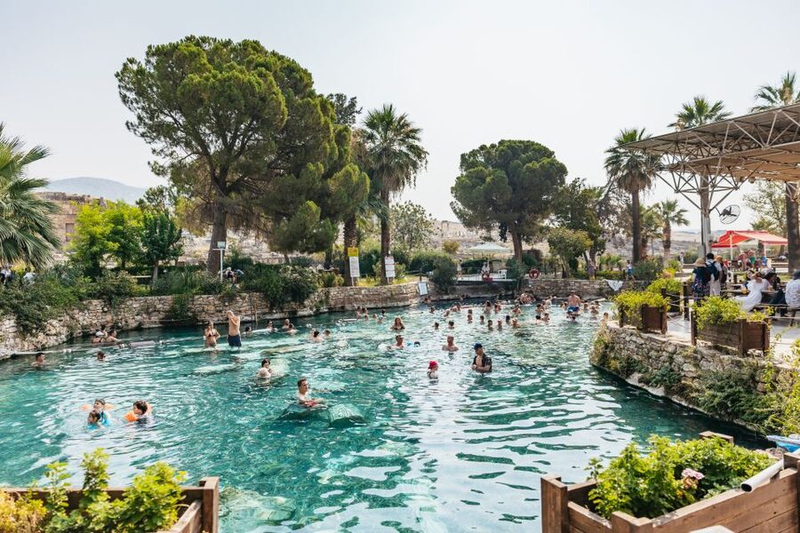 From Antalya/Kemer: Pamukkale and Hierapolis Tour with Lunch - Lunch and the rhythm of the day