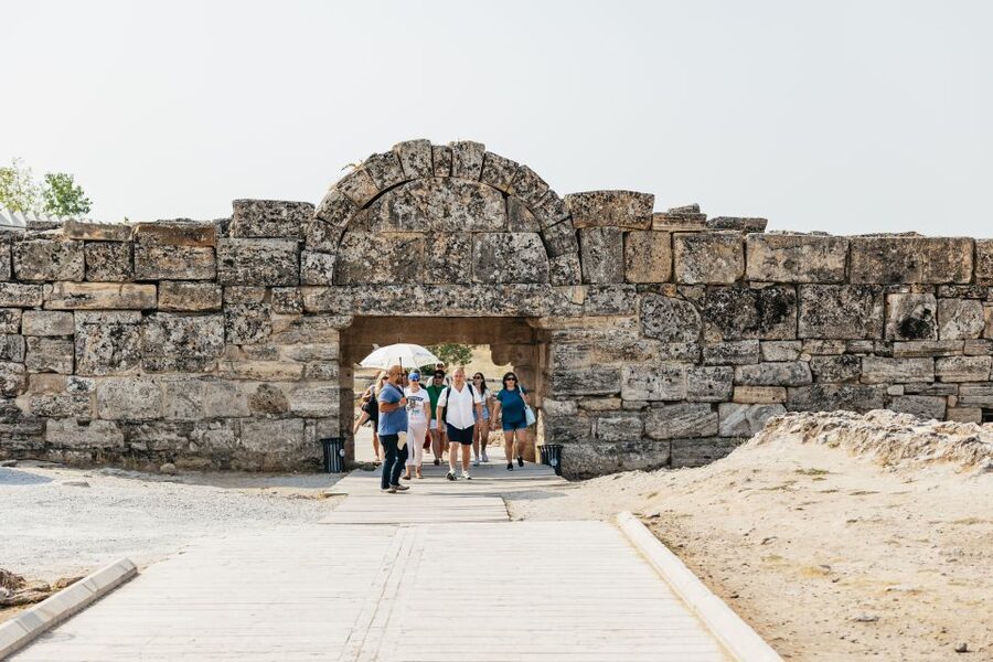 From Antalya/Kemer: Pamukkale and Hierapolis Tour with Lunch - Is $41 good value?