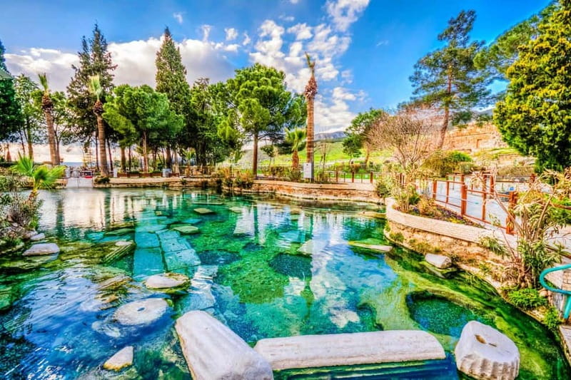 From Antalya/Kemer: Pamukkale & Hierapolis Day Trip w/Meals - What to pack for the white terraces
