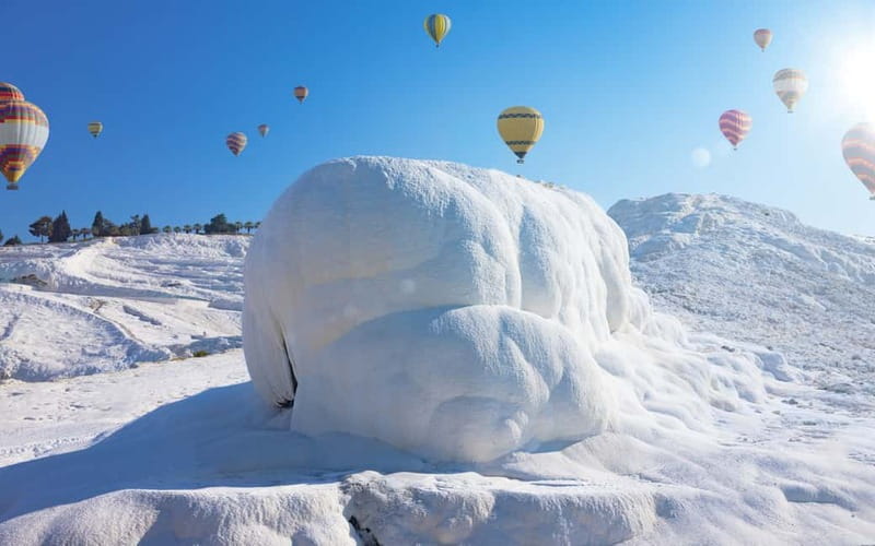 From Antalya: Pamukkale Hot Air Balloon Flight with Lunch - Lunch in Denizli and the return drive