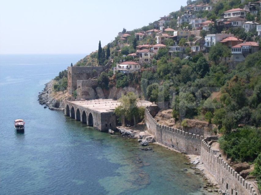 From City of Side: Alanya Guided Tour with Boat Trip & Lunch - One and a half hours to see Alanya on your own