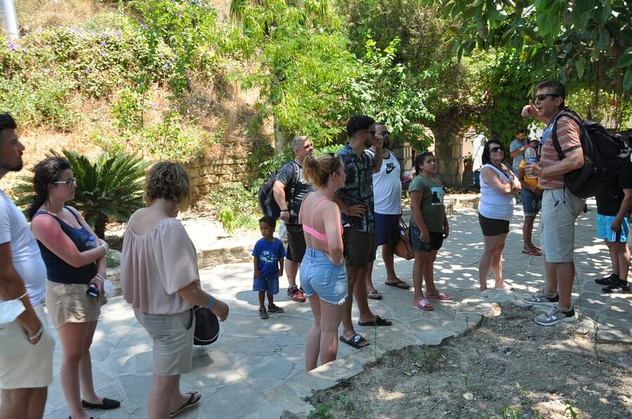 From City of Side: Cabrio Bus Safari & Boat Tour with Lunch - Guides, Languages, and Group Organization