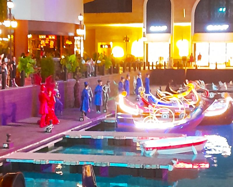 From city of Side Land of Legends Night Show - What happens during the night show