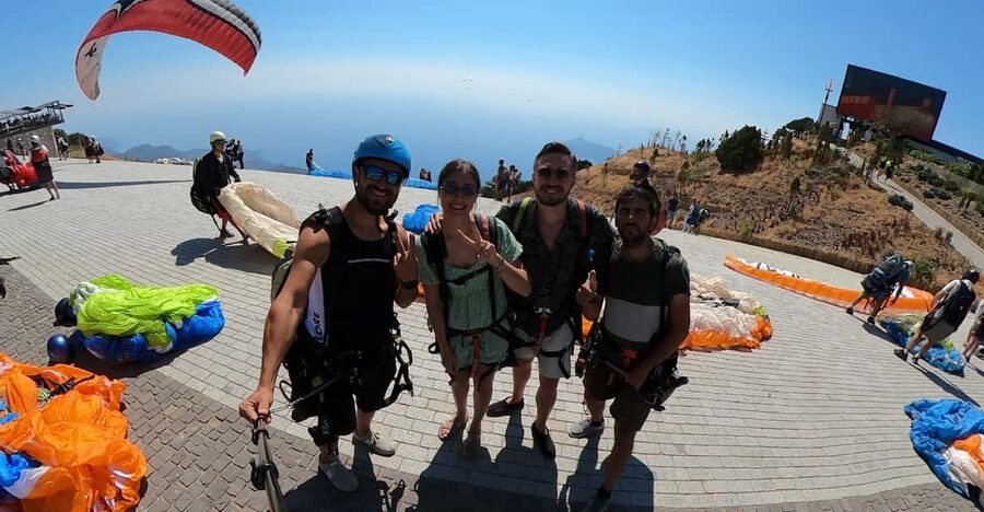 From Fethiye: Oludeniz Paragliding Trip with Transfer - From Fethiye pickup to the Babadağ office