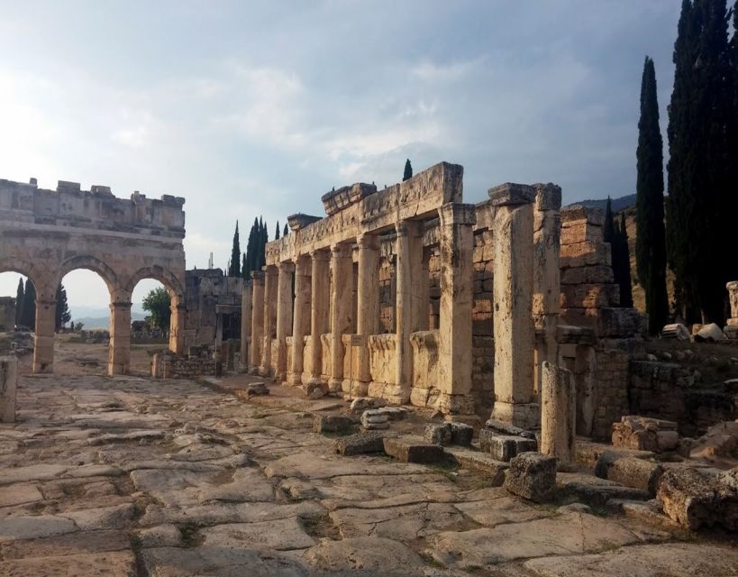 From Fethiye: Pamukkale & Hierapolis Day Trip w/ Meals - Why this Fethiye day trip makes sense