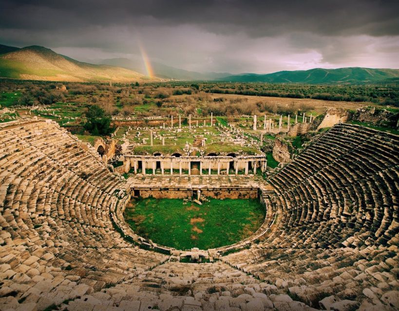 From Fethiye: Pamukkale & Hierapolis Day Trip w/ Meals - The early pickup and long road north