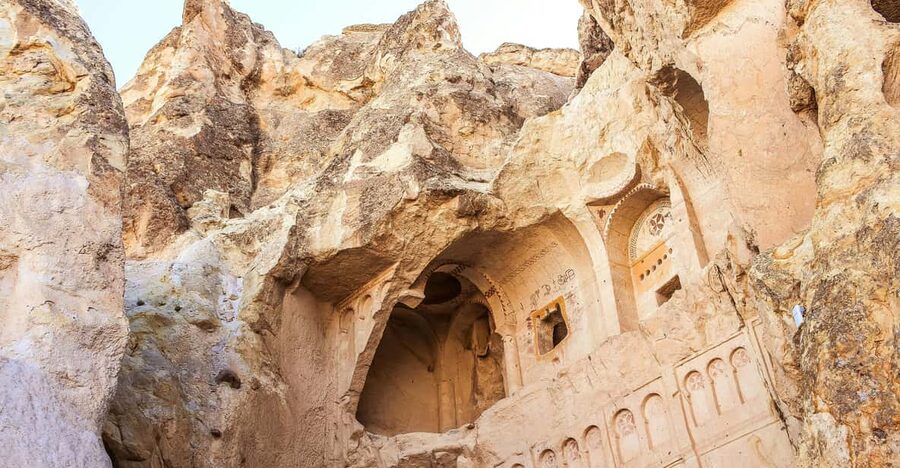 From Istanbul: 2-Day Cappadocia Highlights Tour by Plane - Avanos pottery and the lunch break