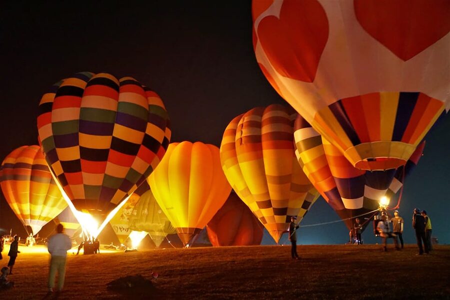 From Istanbul: 2-Day Cappadocia Trip w/ Flight and Transfers - Avanos pottery and a Turkish buffet lunch