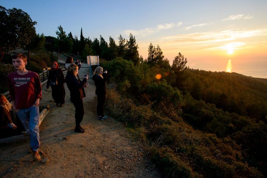 From Istanbul: 2-Day Tour to Gallipoli & Troy - Who should book this tour?