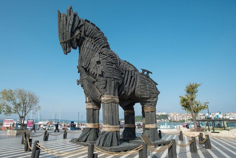 From Istanbul: 2-Day Tour to Gallipoli & Troy - Troy at 1:30 PM: layers of a city, not just a wooden horse