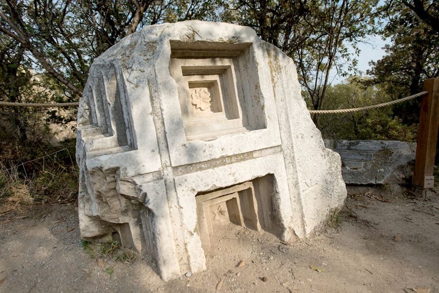 From Istanbul: 2-Day Tour to Gallipoli & Troy - The Istanbul pickup and long ride to Eceabat