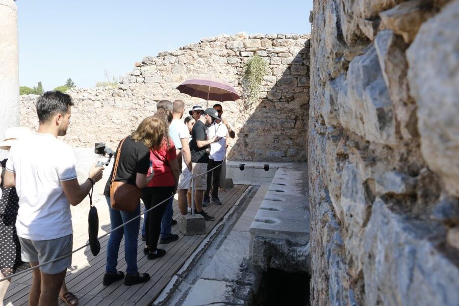From Istanbul: Ephesus & Şirince Day Trip w/ Wine Tasting - How the small-group format affects the day