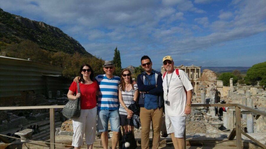 From Izmir: Ephesus, Artemis Temple Tour with Tickets/Lunch - A brief stop at the Temple of Artemis