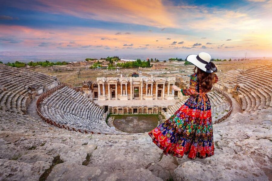 From Izmir: Guided Pamukkale Full-Day Tour with Lunch - Cleopatra Pool is closed for now