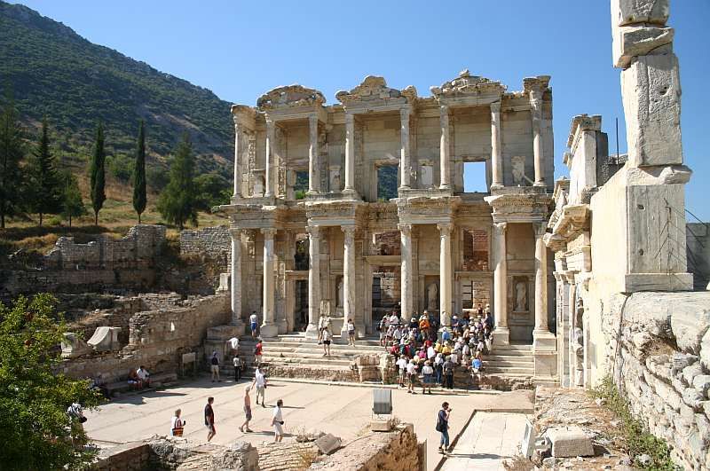 From Kusadasi or Izmir: Ephesus Private Tour - The Temple of Artemis and what remains of a wonder