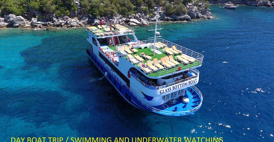 From Marmaris: Day Trip by Glass Bottom Semi Submarine - Finding the boat near Marmaris harbor