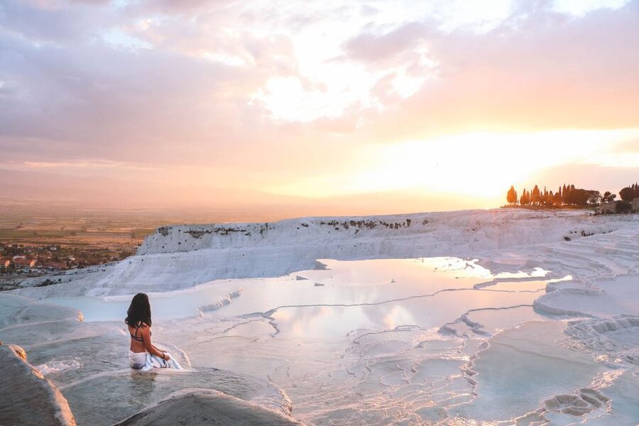 From Marmaris: Pamukkale Evening Tour with Transfer & Dinner - Leaving Marmaris for the white terraces