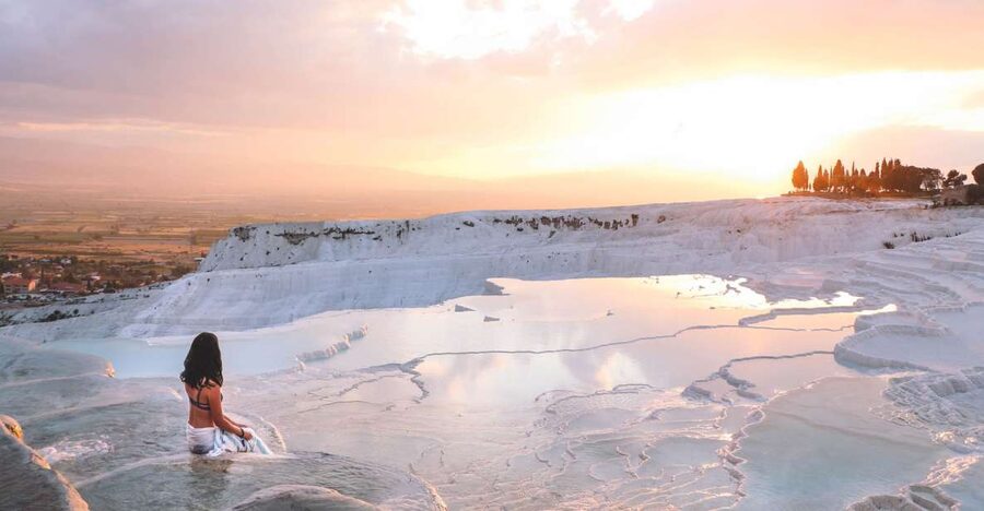 From Marmaris: Pamukkale Evening Tour with Transfer & Dinner - Arriving when the heat begins to fade