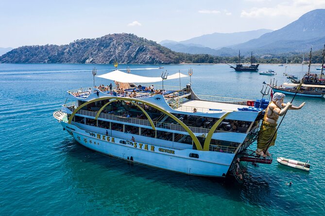 Full-day Boat Tour from Antalya with Lunch and Foam Party - The first foam party sets the tone