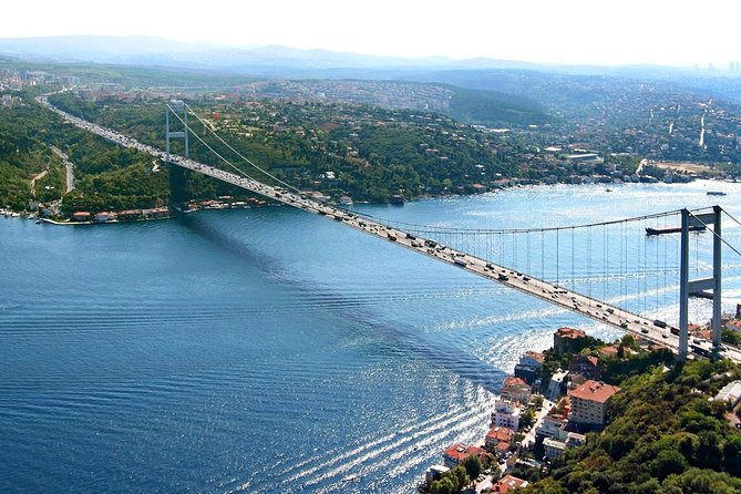 Full Day Cruise Tour in Bosphorus and Two Continents - Seeing Istanbul from the Bosphorus