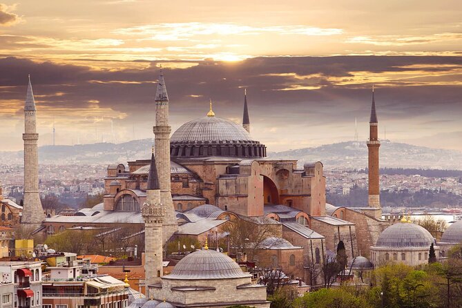 Full Day Istanbul Old City Tour With Expert Local Guide - Blue Mosque: a working place of worship