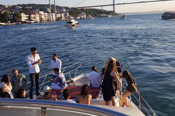 Full-Day Istanbul Tour with Bosphorus Sightseeing Cruise - Çamlıca Hill gives you the city from above