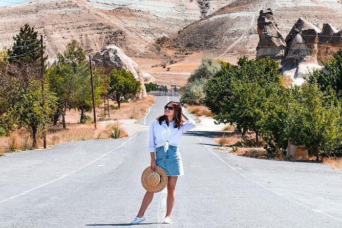 Full-Day Private Luxury Cappadocia Tour - Uçhisar Castle and Pigeon Valley viewpoints