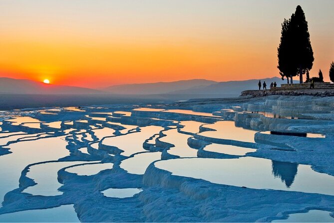 Full Day Salda + Pamukkale and Hierapolis from Alanya - What the $46.34 price really covers