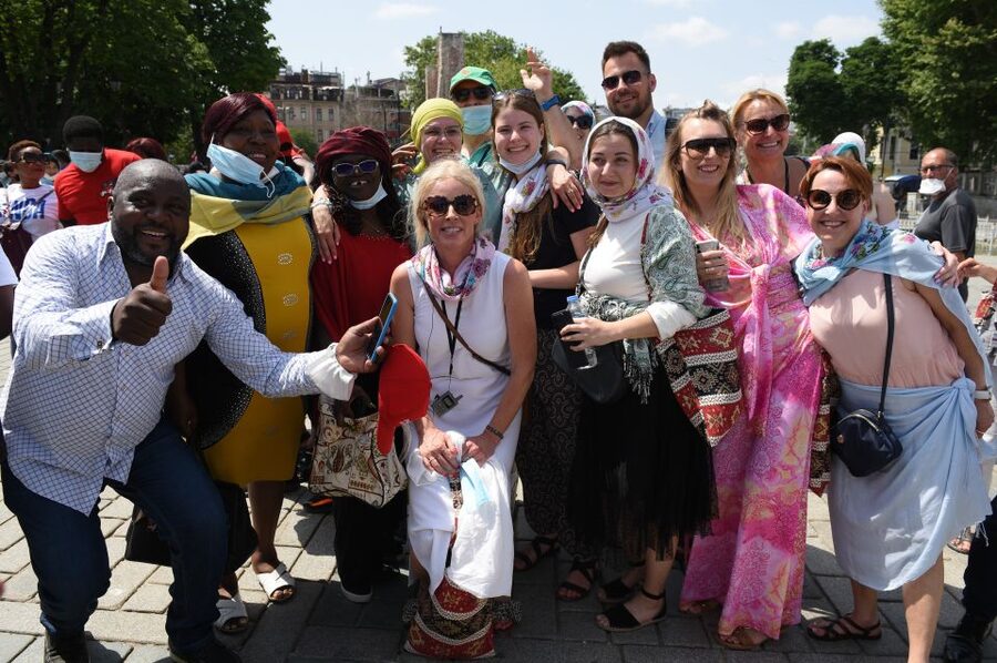 Full-Day Walking Tour of Istanbul's Old City - Hagia Sophia, where the city’s eras meet