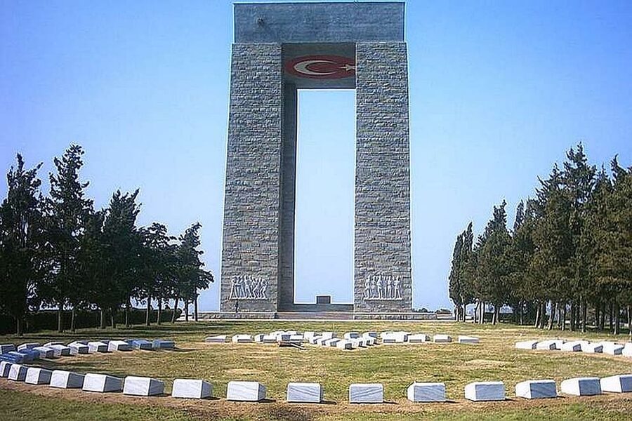Gallipoli Full-Day Tour from Istanbul - Johnston’s Jolly and The Nek